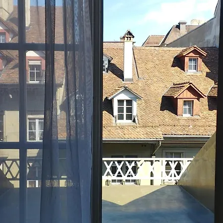 Mitten In Der Historischen Altstadt Berna